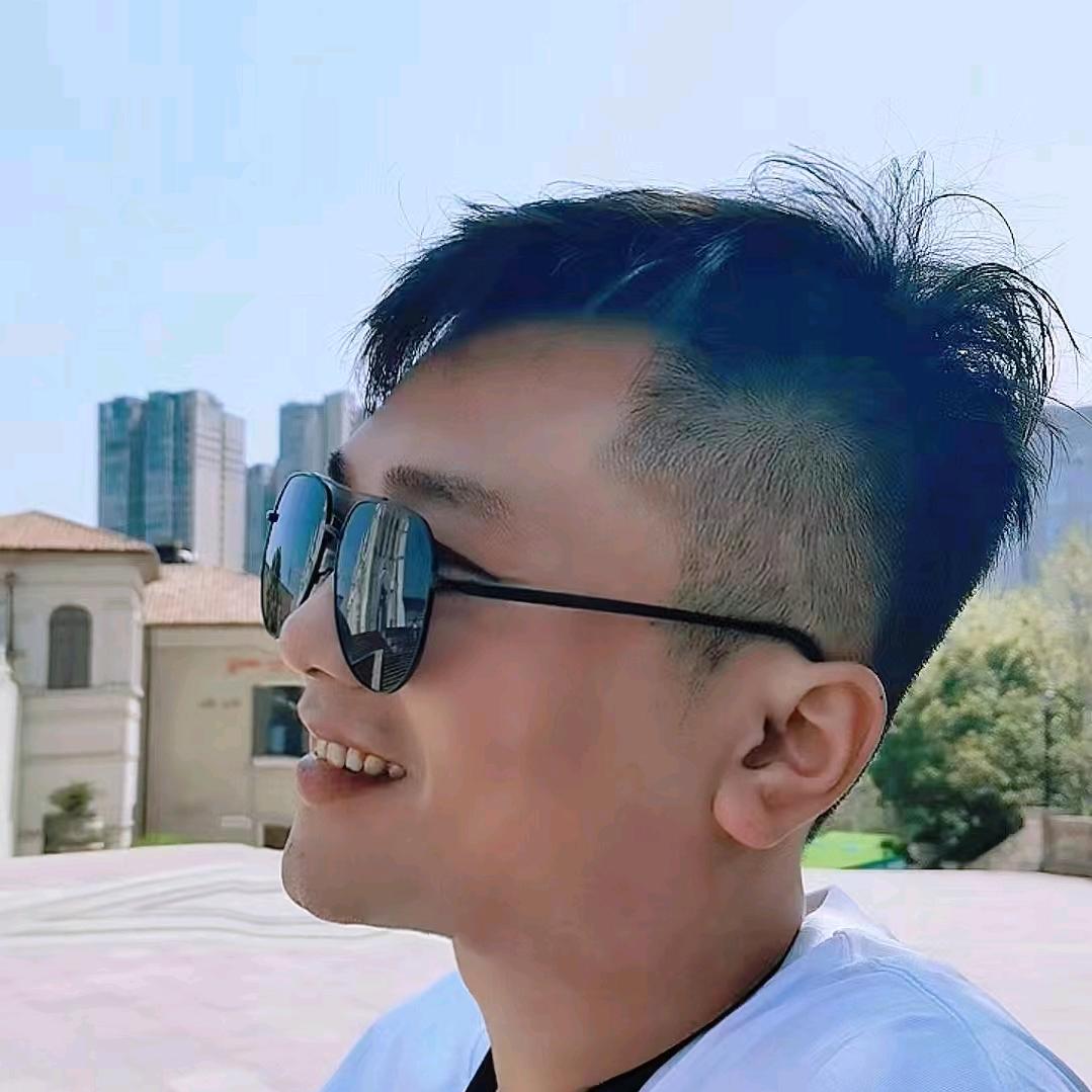 文绉绉的邹