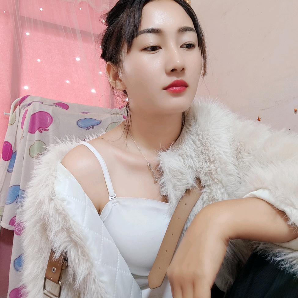 密姐是卖水果。🥭🍊