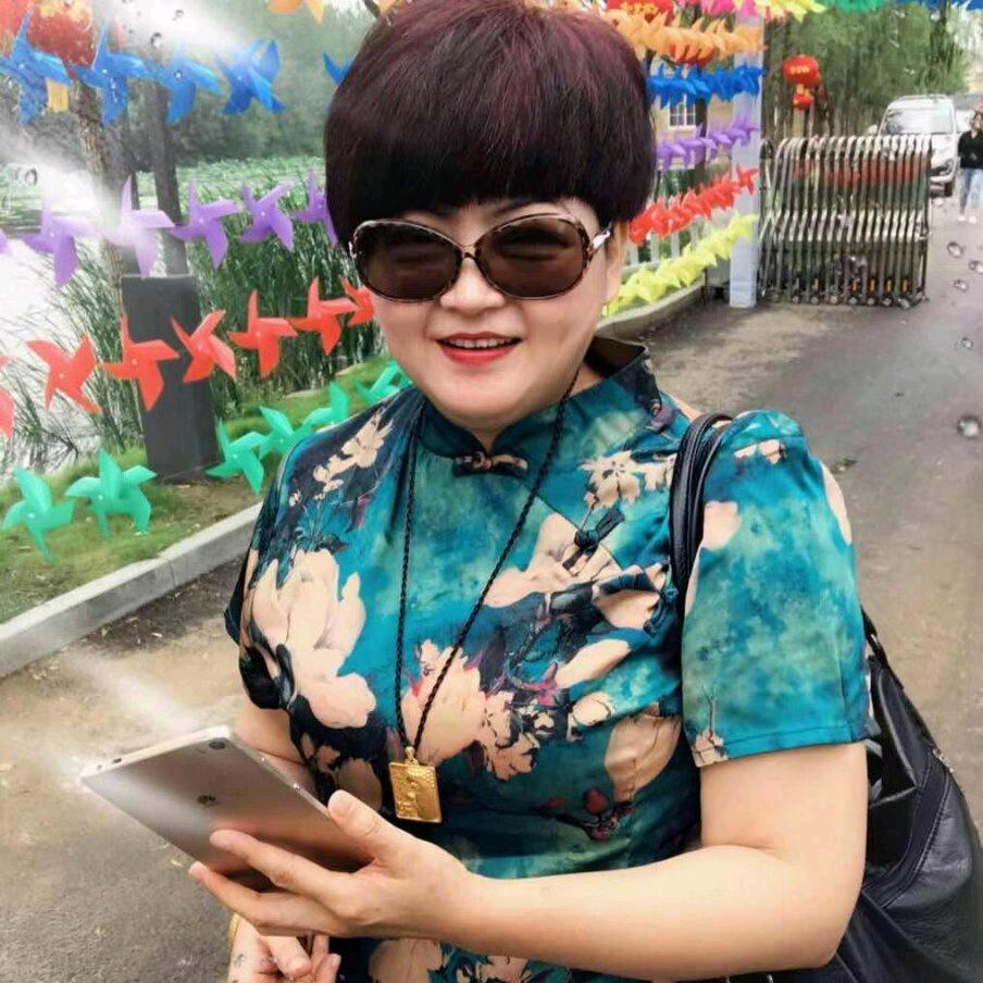 仟百惠服饰