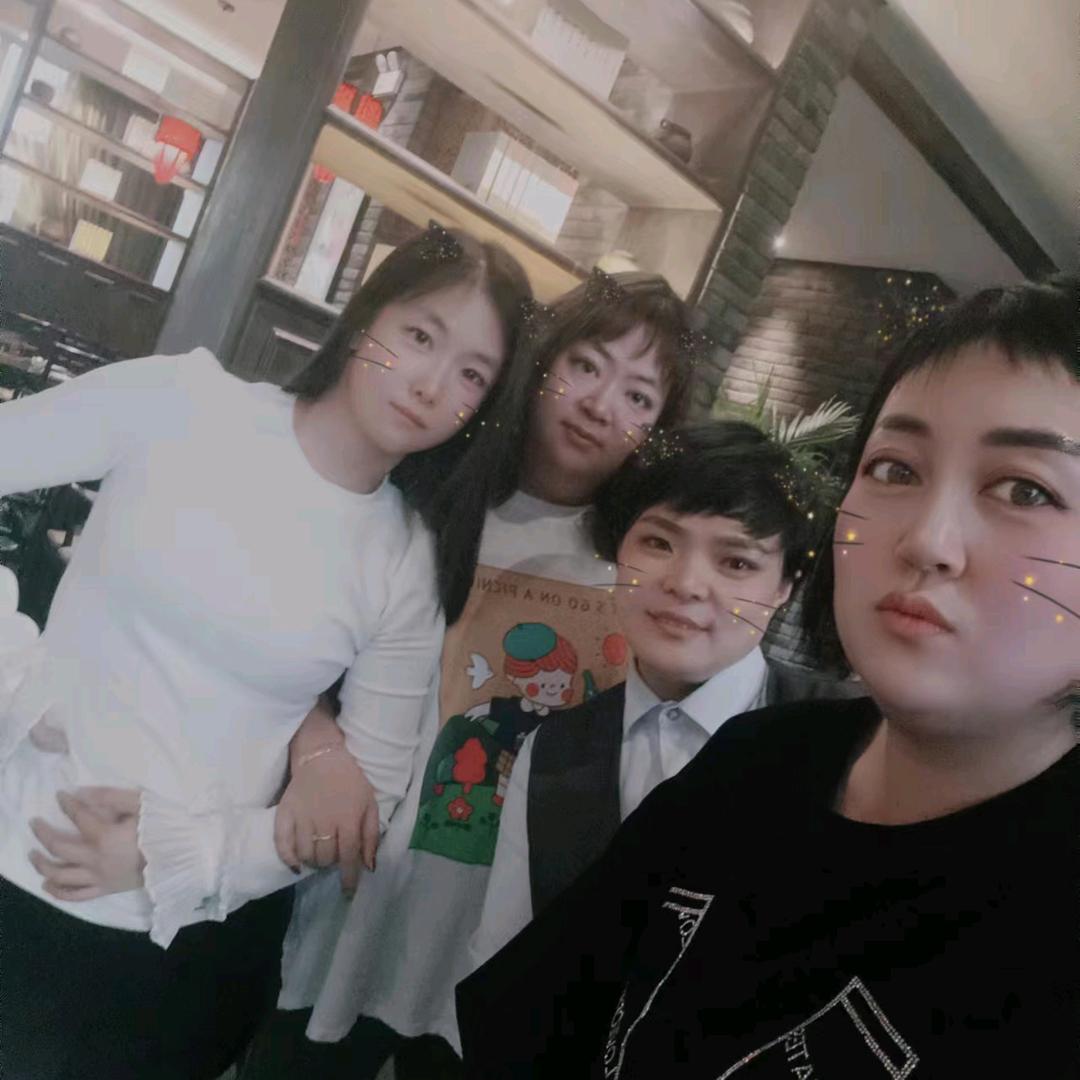 盘锦月月（春妮粥铺馨园）