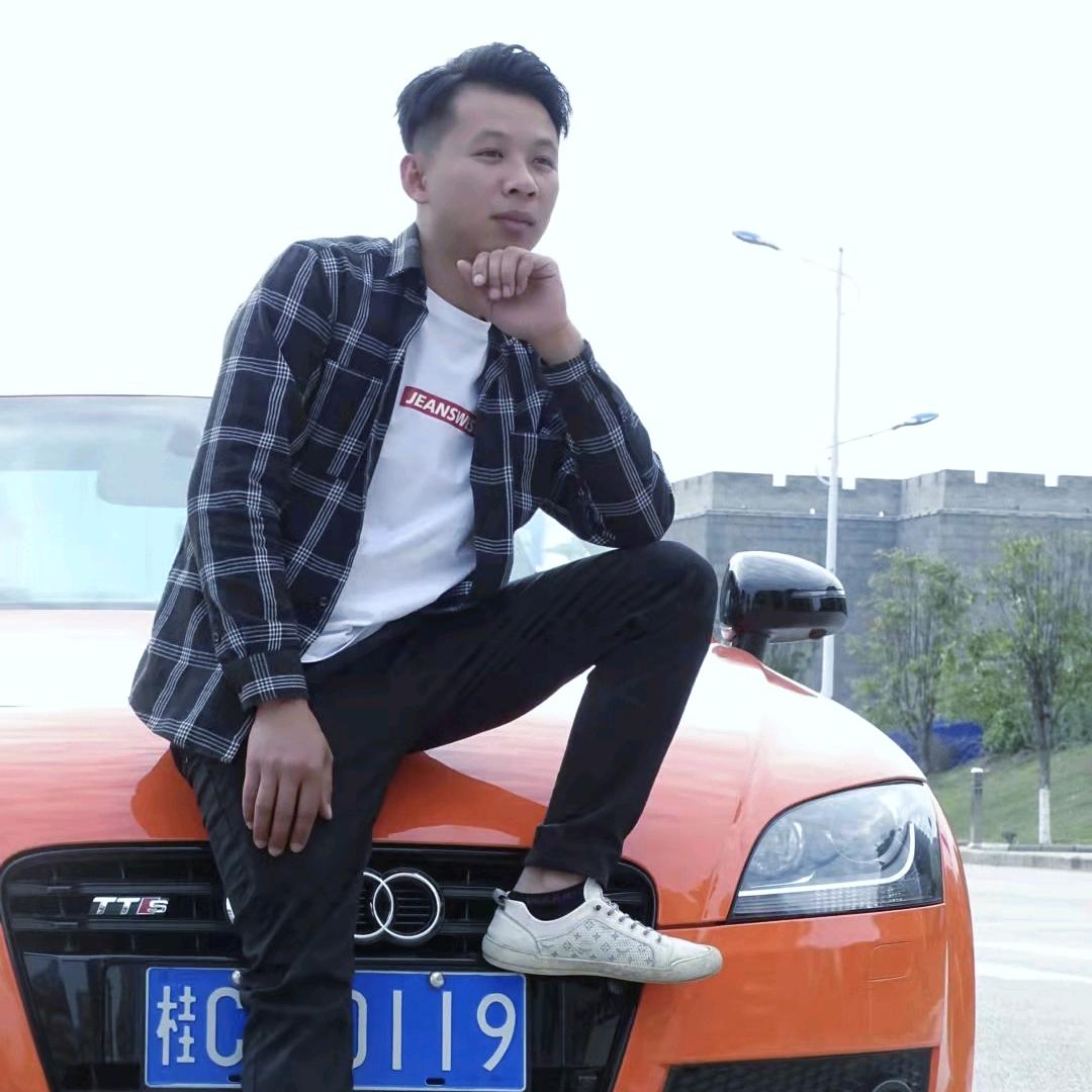 黄小黑-   二手车批发