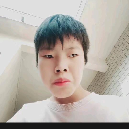 路路要克服困难呀