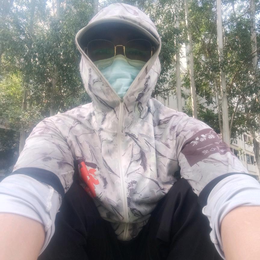 @小伟巴(๑•̌.•̑๑)ˀ̣ˀ̣