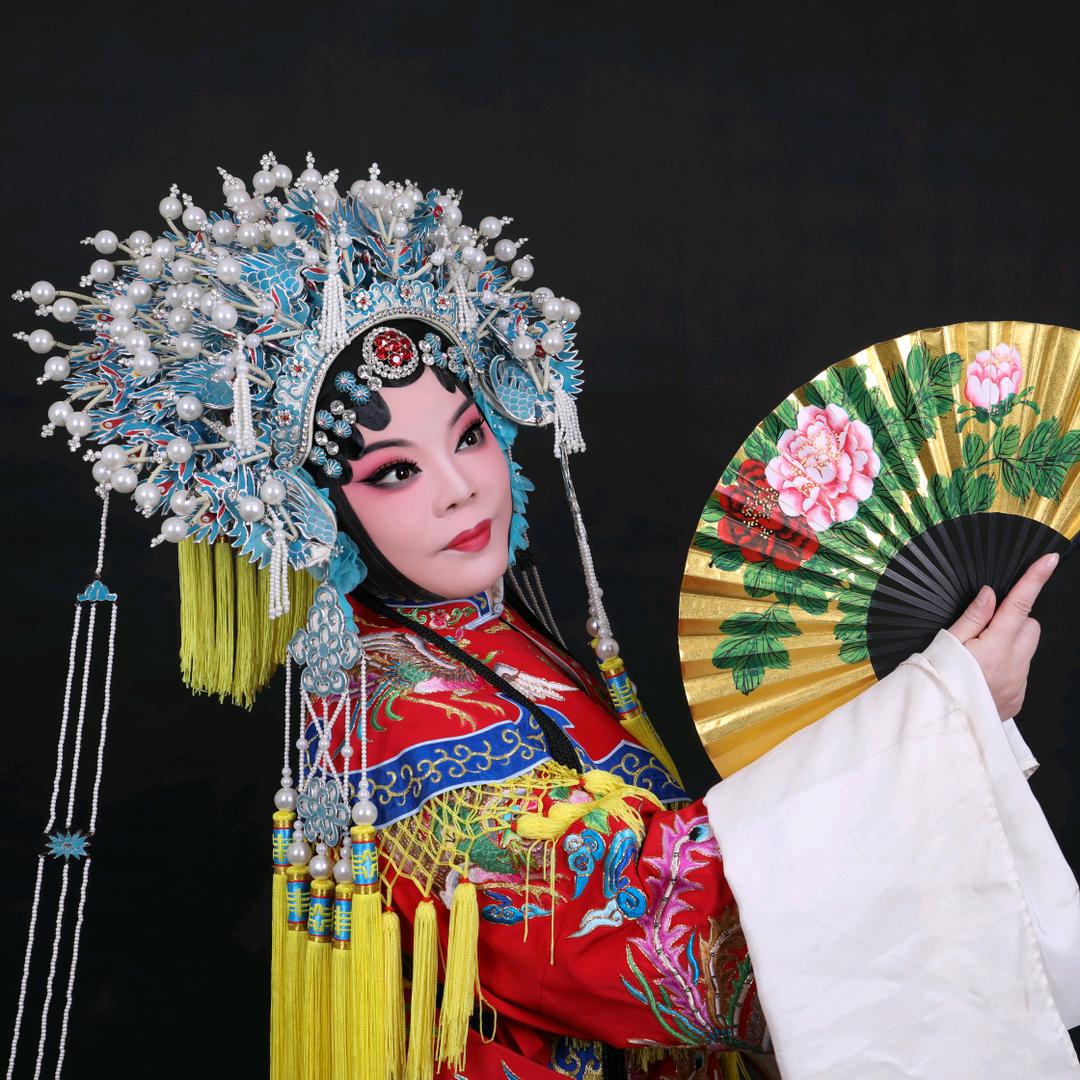 侯妮