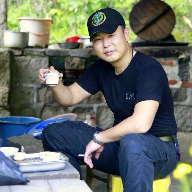 易冠网球俱乐部