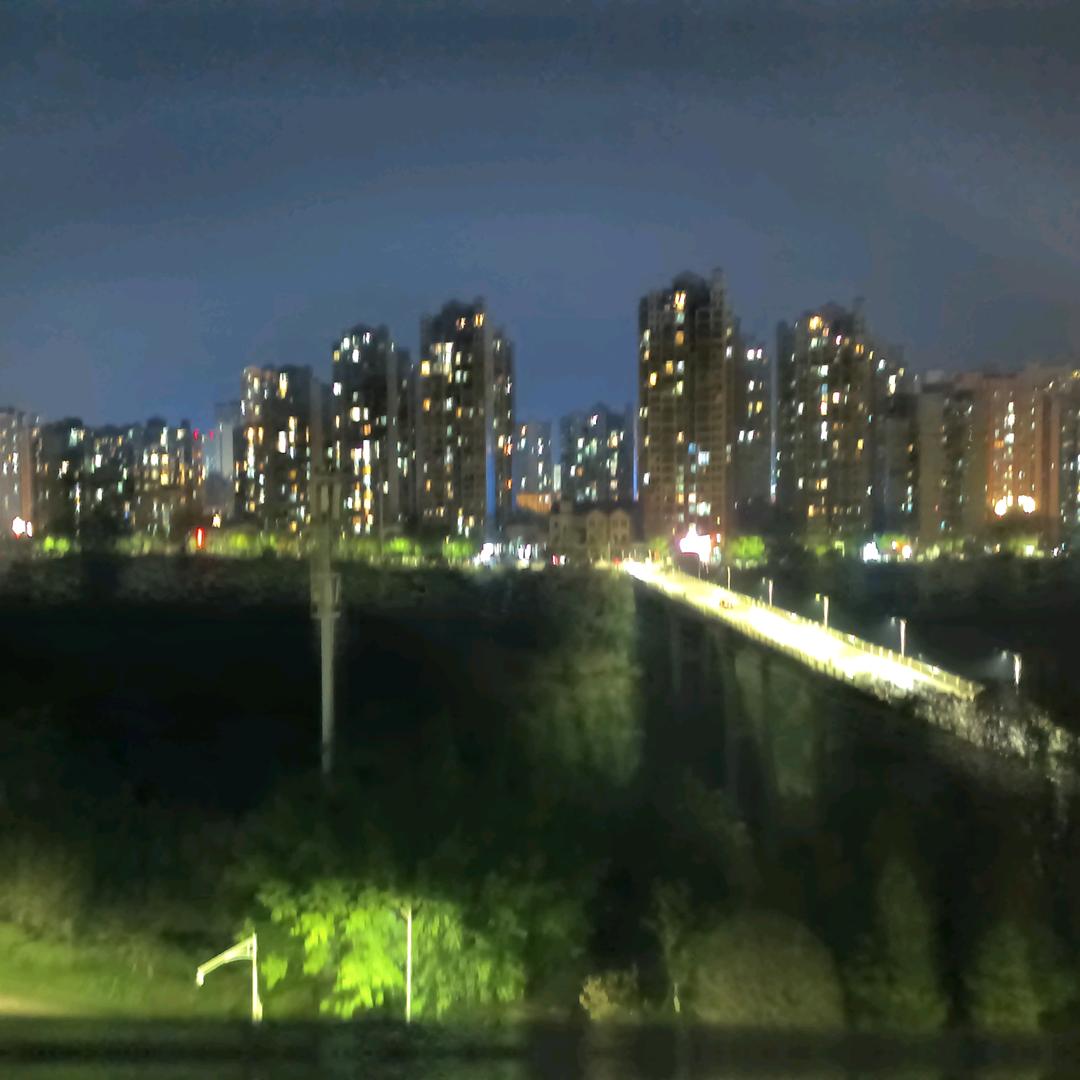 杨思锐头像