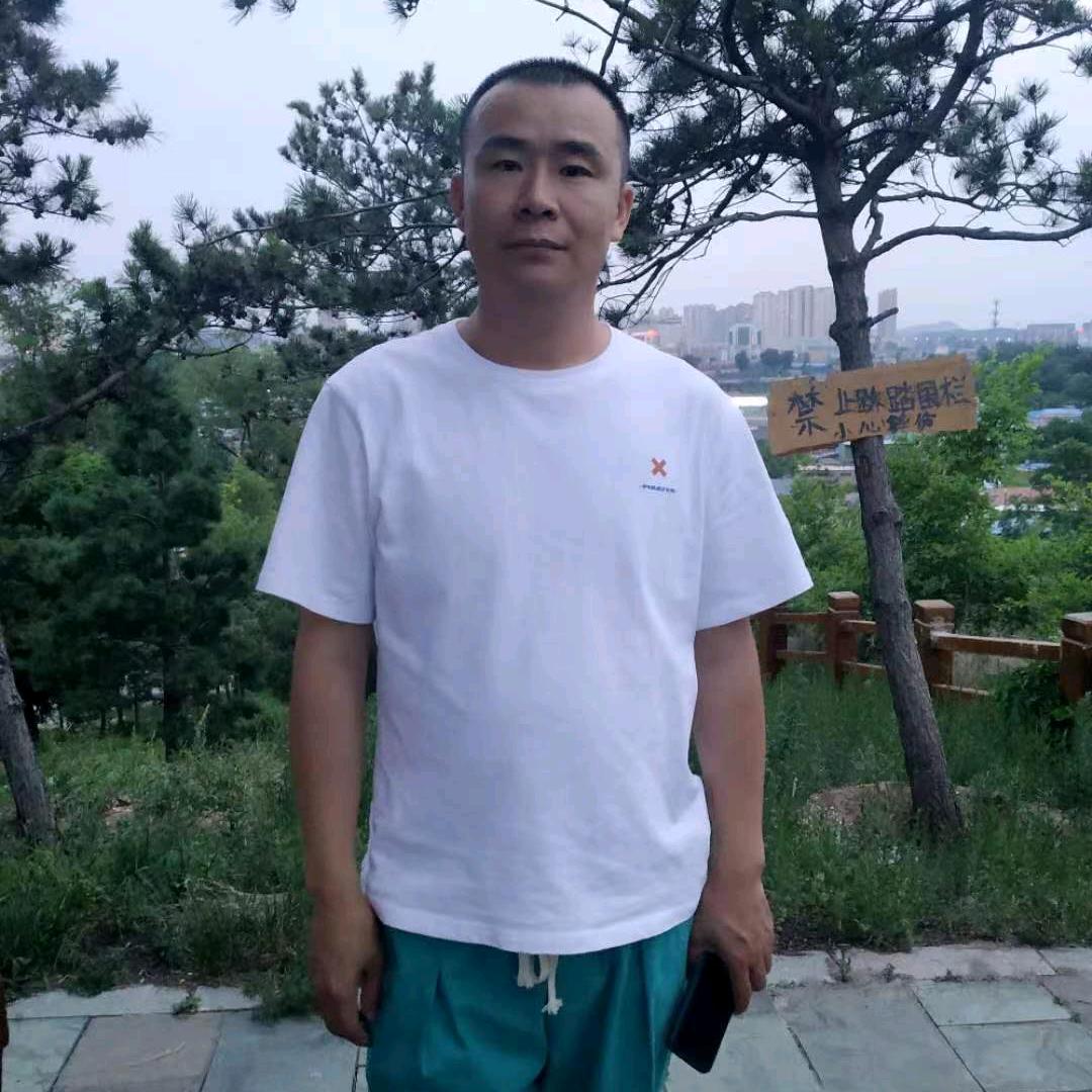 东北伦哥
