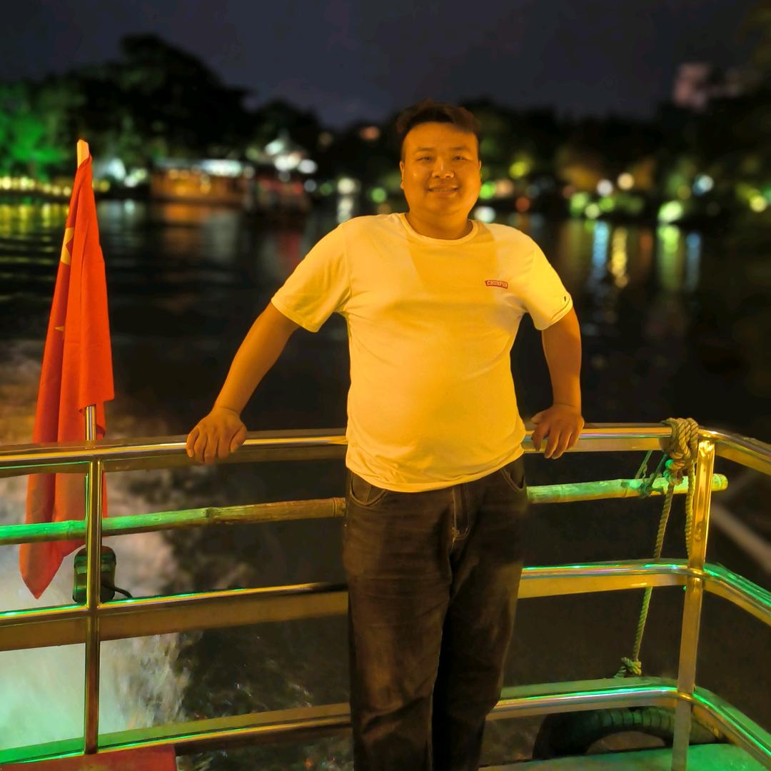 宁远挖机大小出租刘