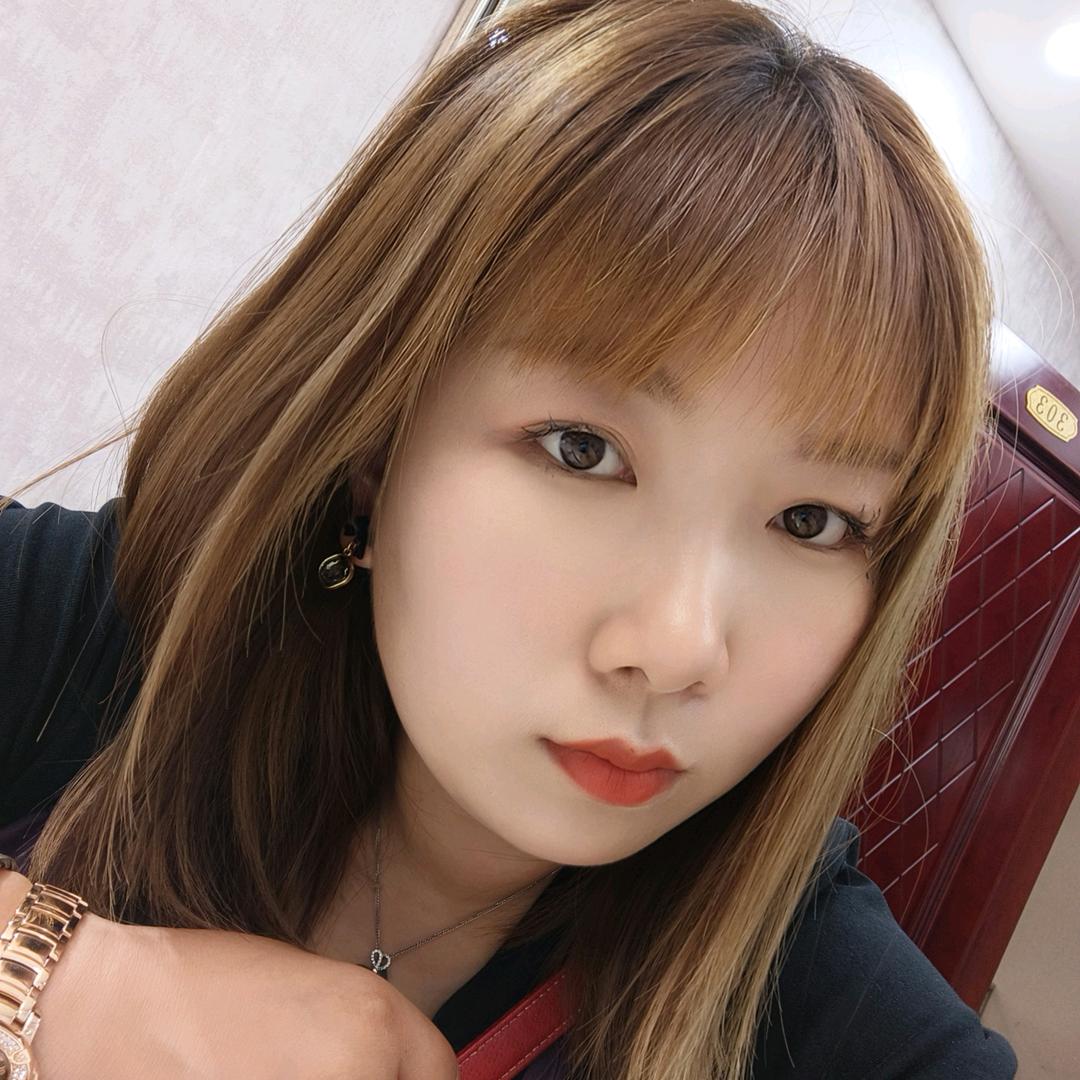 娜娜小蜜蜂