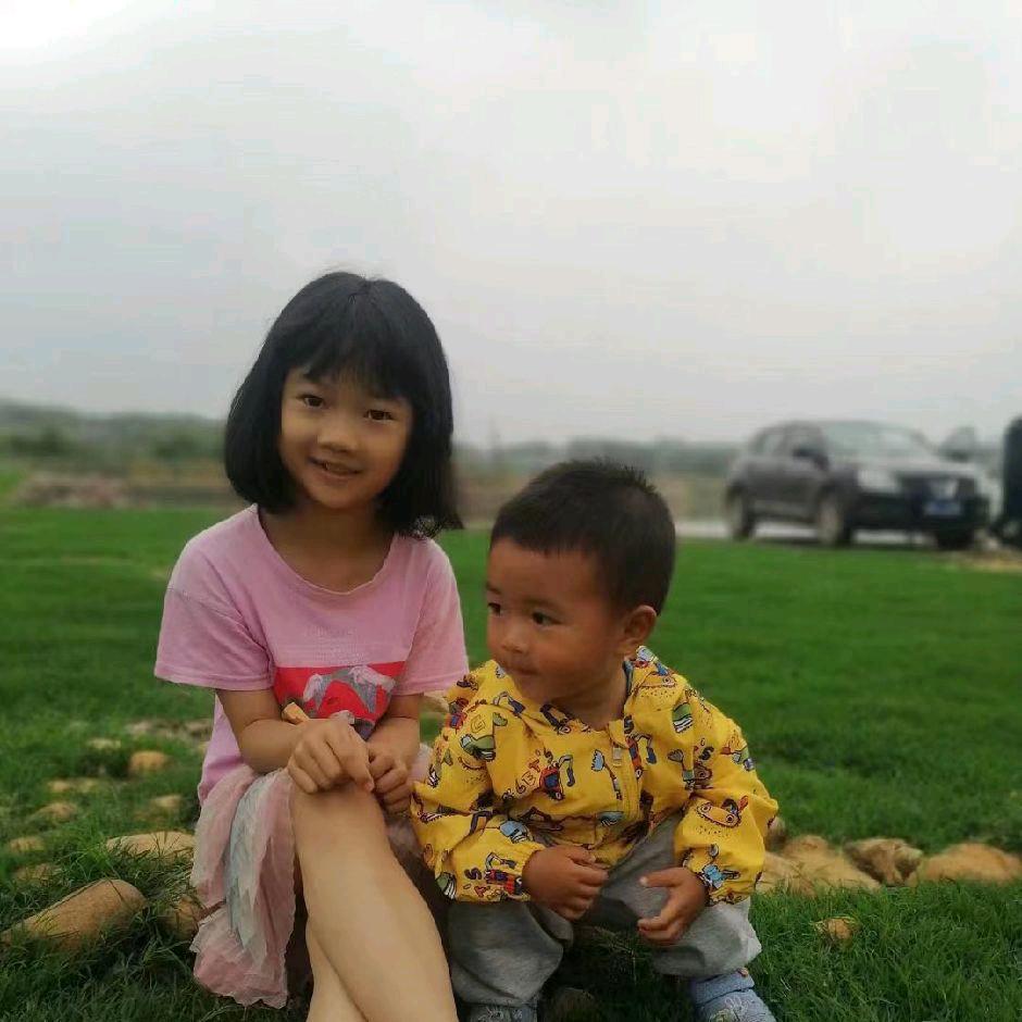 雪哥古道农资店。