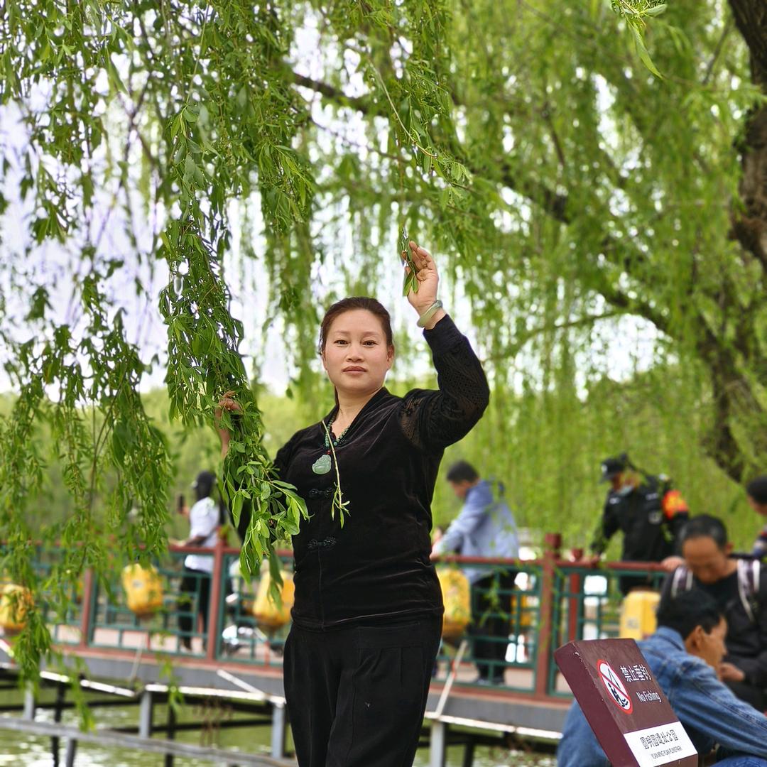 芳姐户外理发（好物在橱窗）