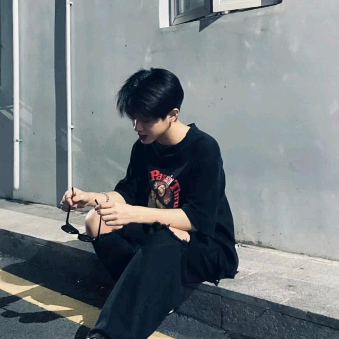 龙龙殿下