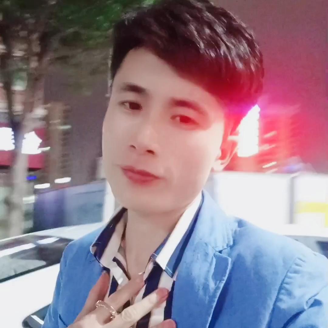 一笑倾城🍾