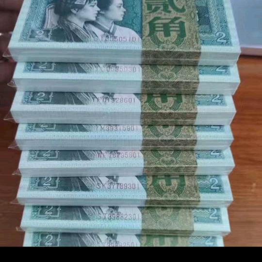 不知还要等多久才能遇见你