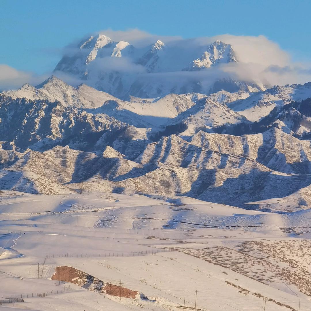 爱唱歌的老男孩🎤🏀🏓🎸