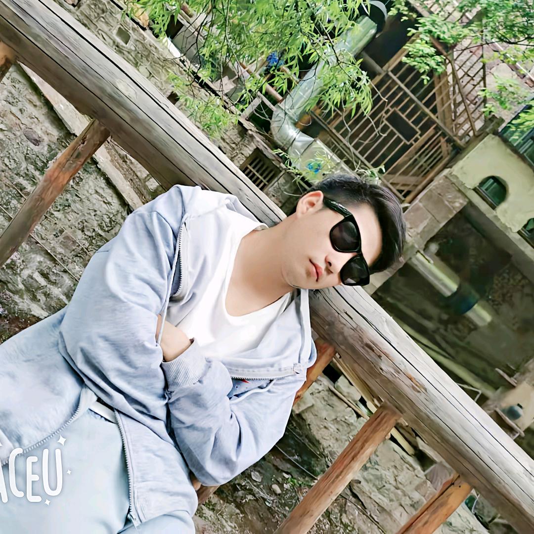 @小辛