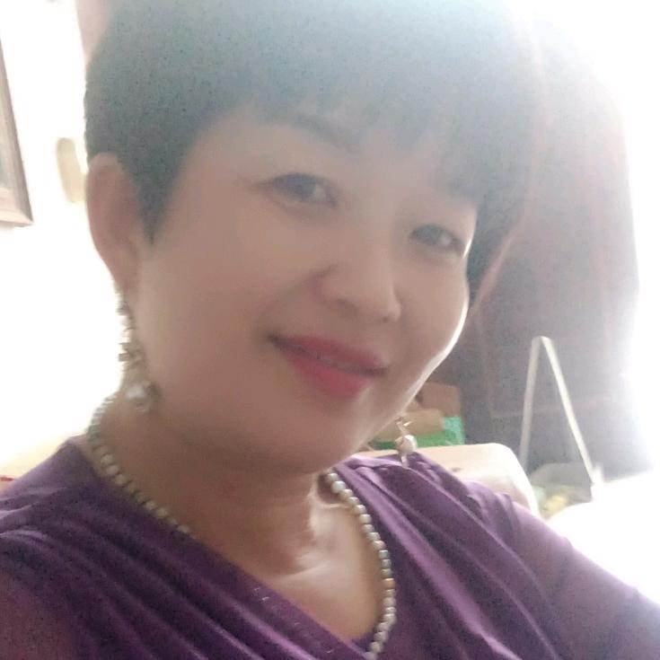 雨中漫步，