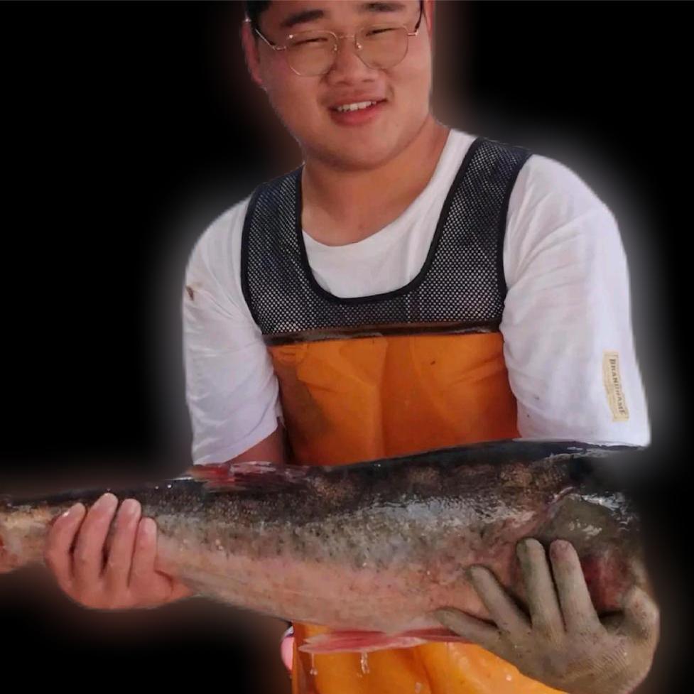 小陈：；