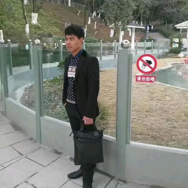 阿哈趣憋