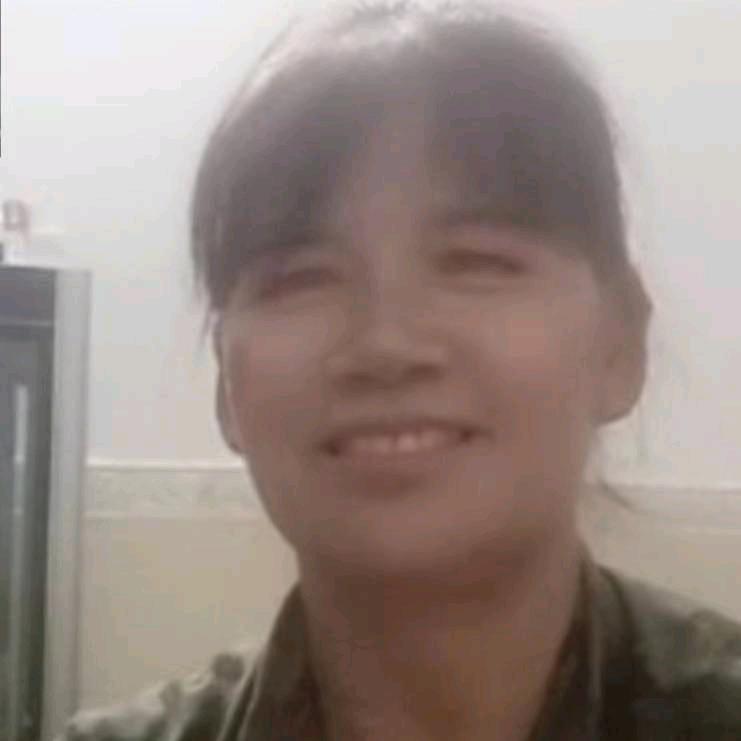 农村连姐(爱唱歌)