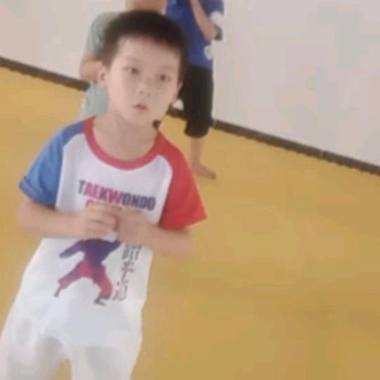 雄