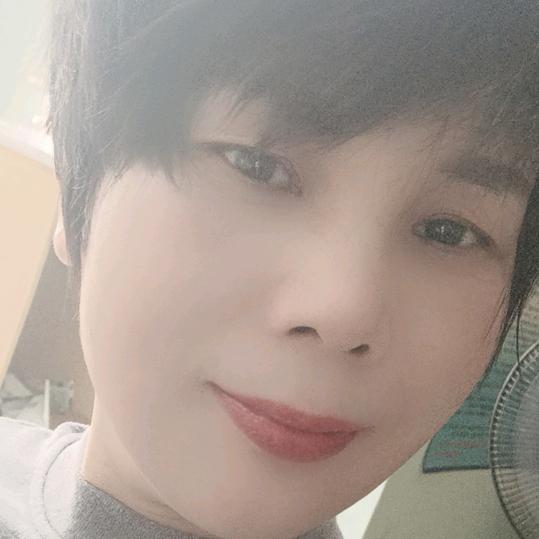 轻素栖花里美妆护肤良庆区玉姐