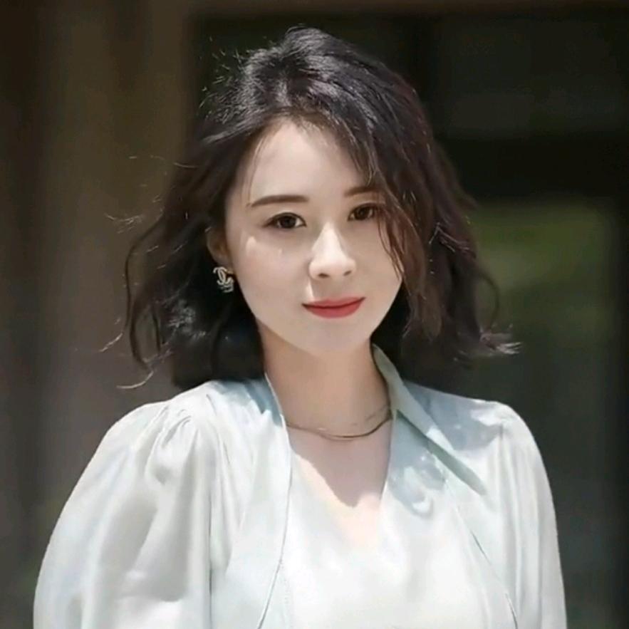 ꧁༺꯭预见༻꧂