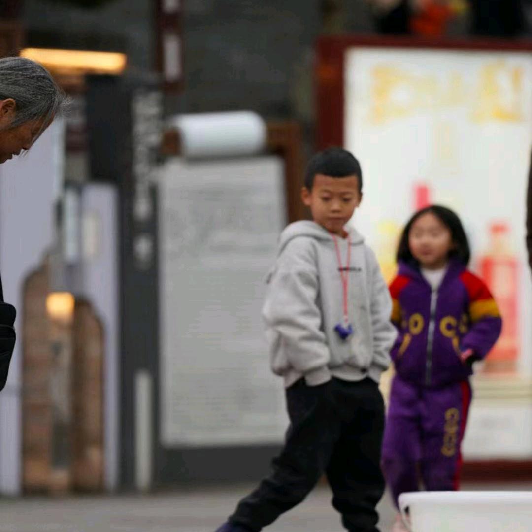 崔老板家有千金