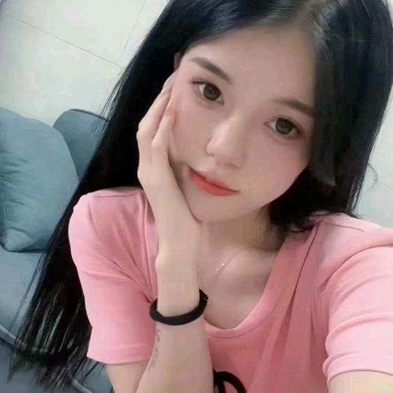 粉色甜妹