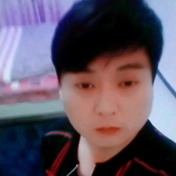 抹去悲伤，我依然是皇