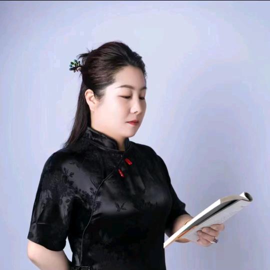 易熵元.代一宸