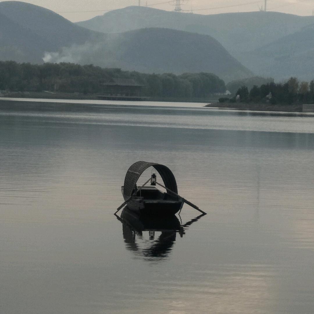 陈默是金