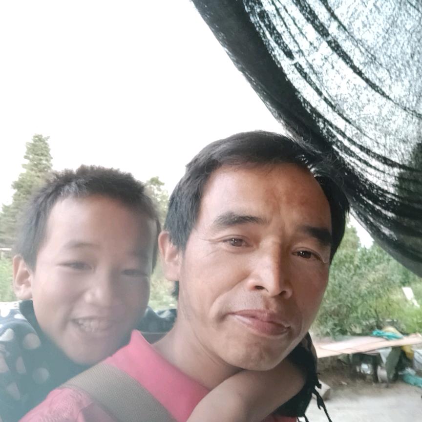 海浪中的一滴水