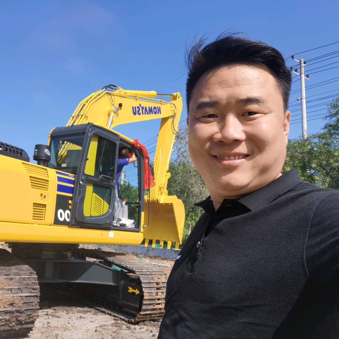 山东小松总经销李刚