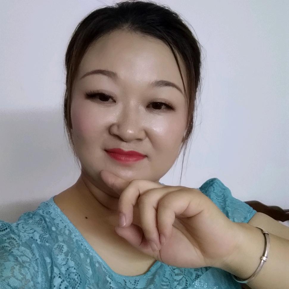 爱笑的是我