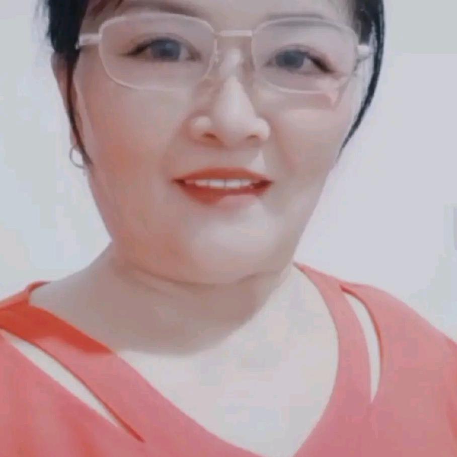 周蓉英