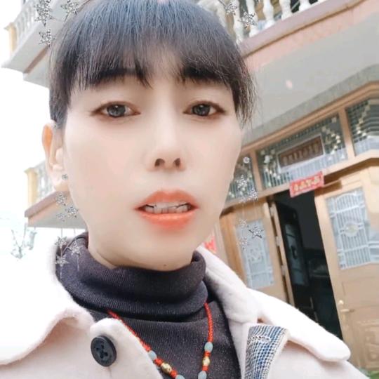 美儿《不定时直播》