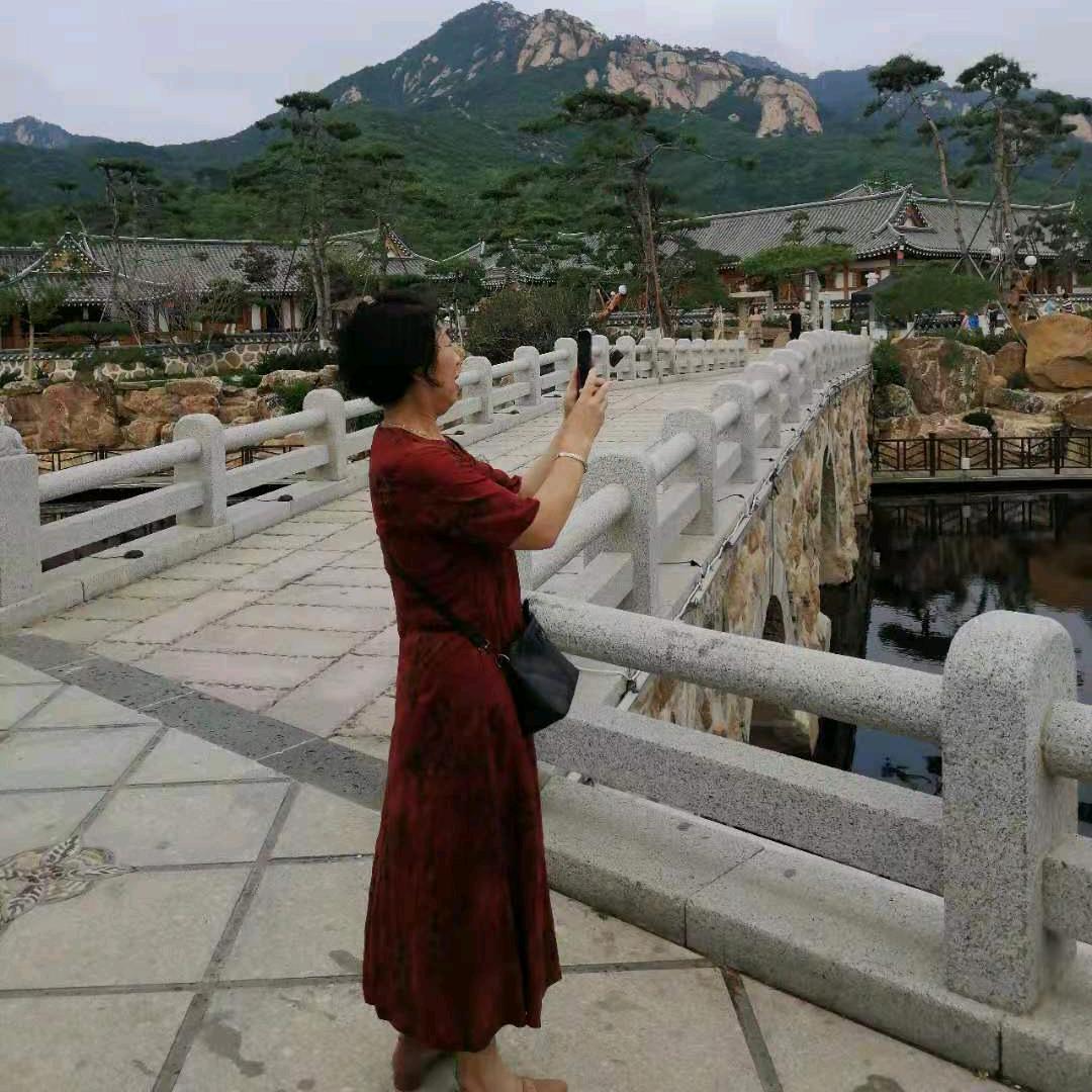 嘉媛