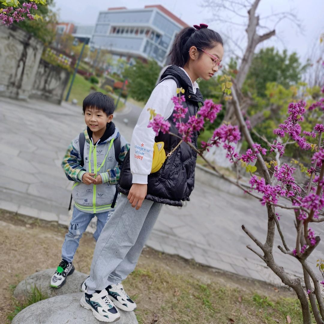 ꧁ღ雨^0^琳💗꧂