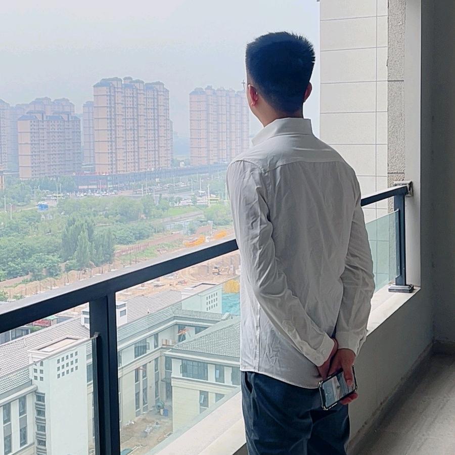 郑州大君 ①