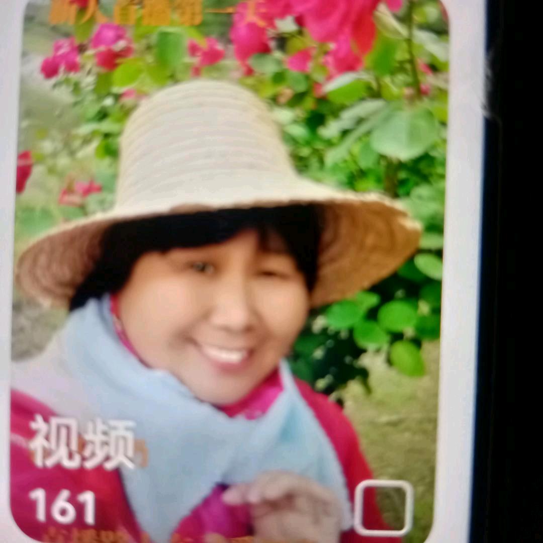 农村胖姐（早上6：30首播）