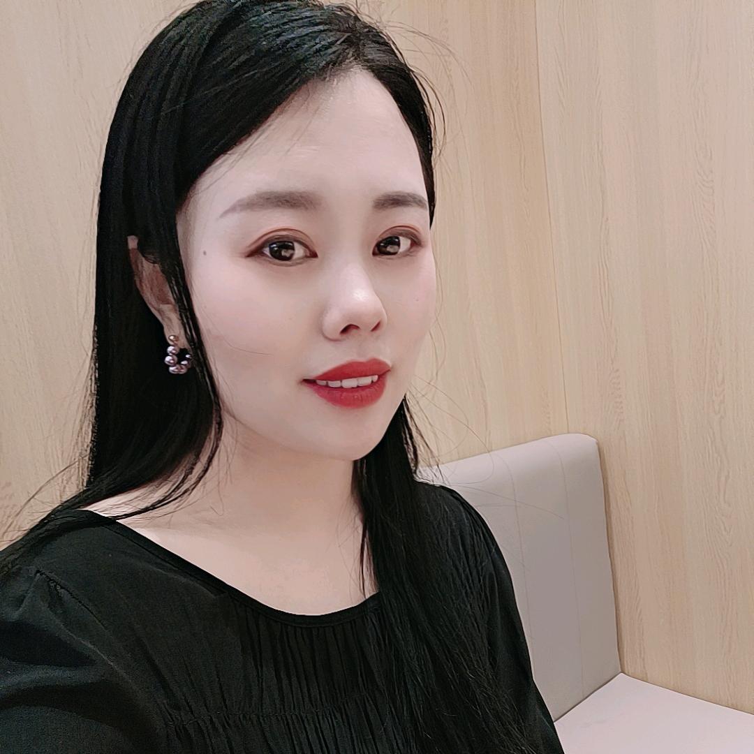 诺途洗车店老板娘