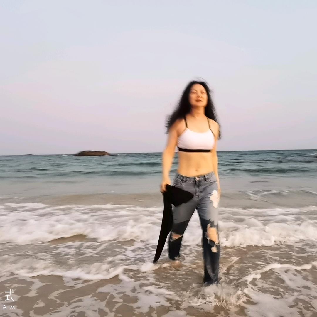 三妹爱健身