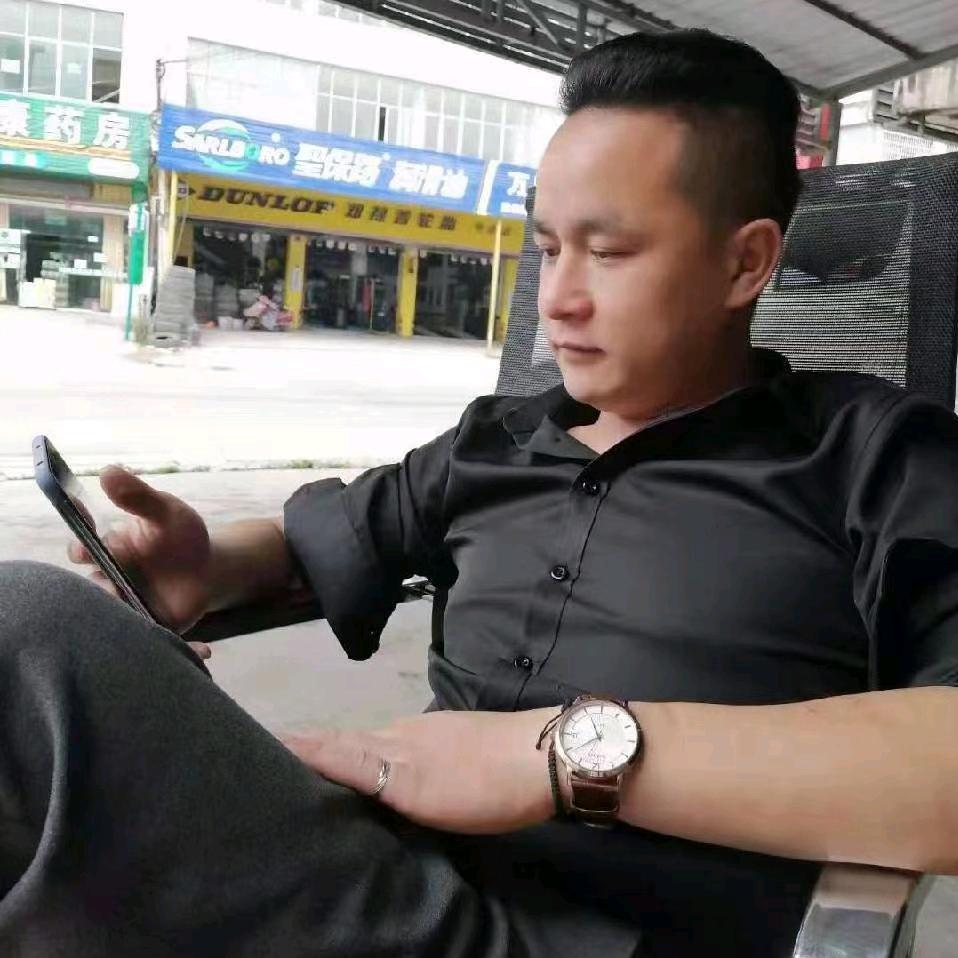 岑少