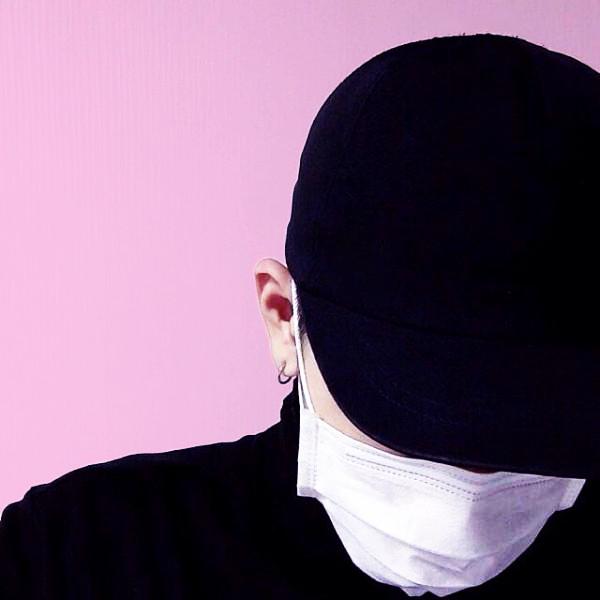 䢵㭘