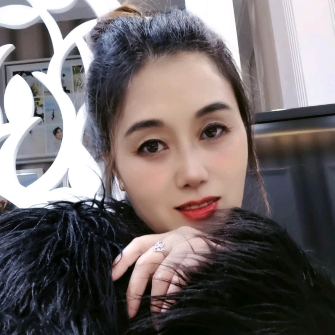 百合花，（拒私聊）
