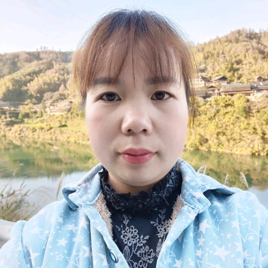 杨盼