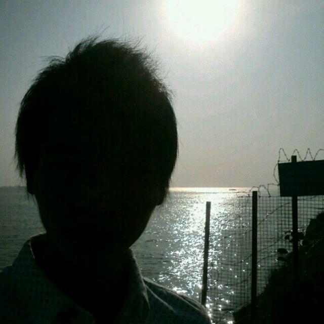 你的眼睛背叛了我的心