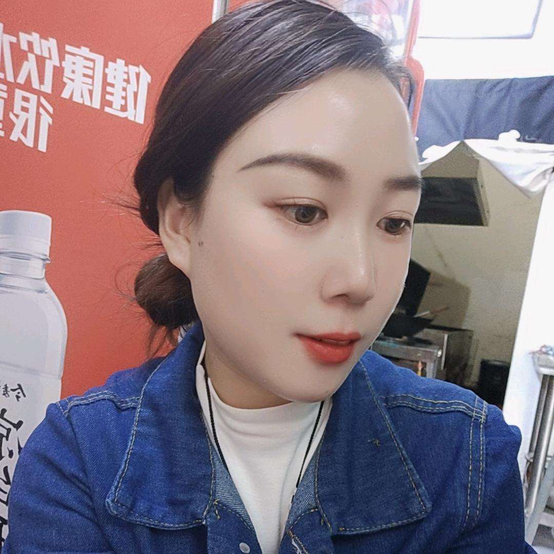 贩卖人间烟火的小向