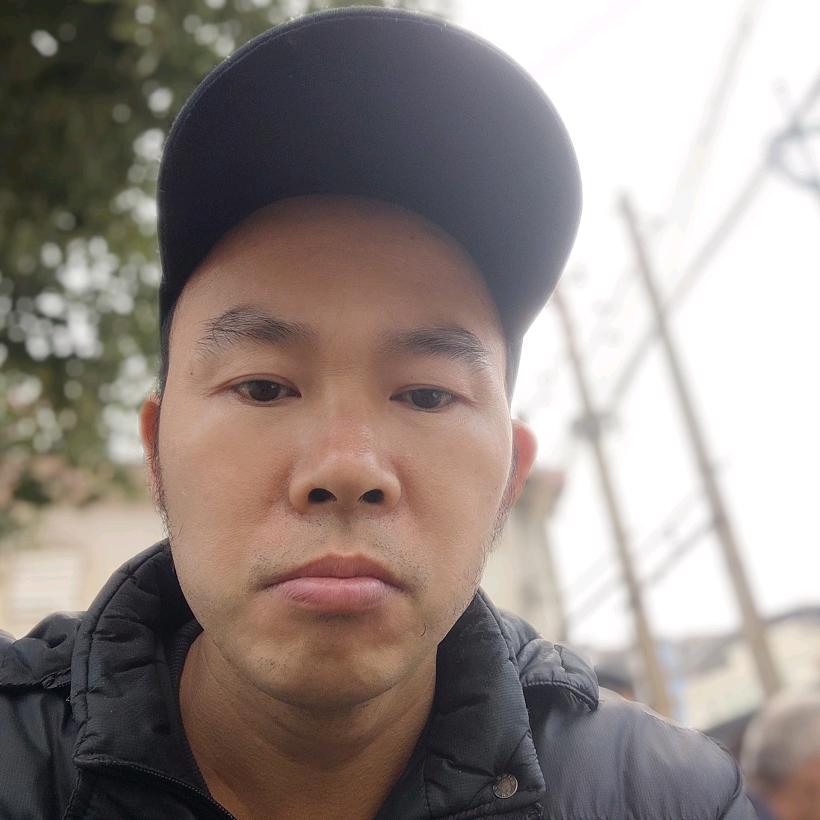 黄上万睡